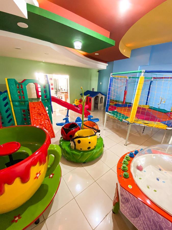 Constantino Hotel E Eventos Juiz de Fora Exteriör bild An indoor playground