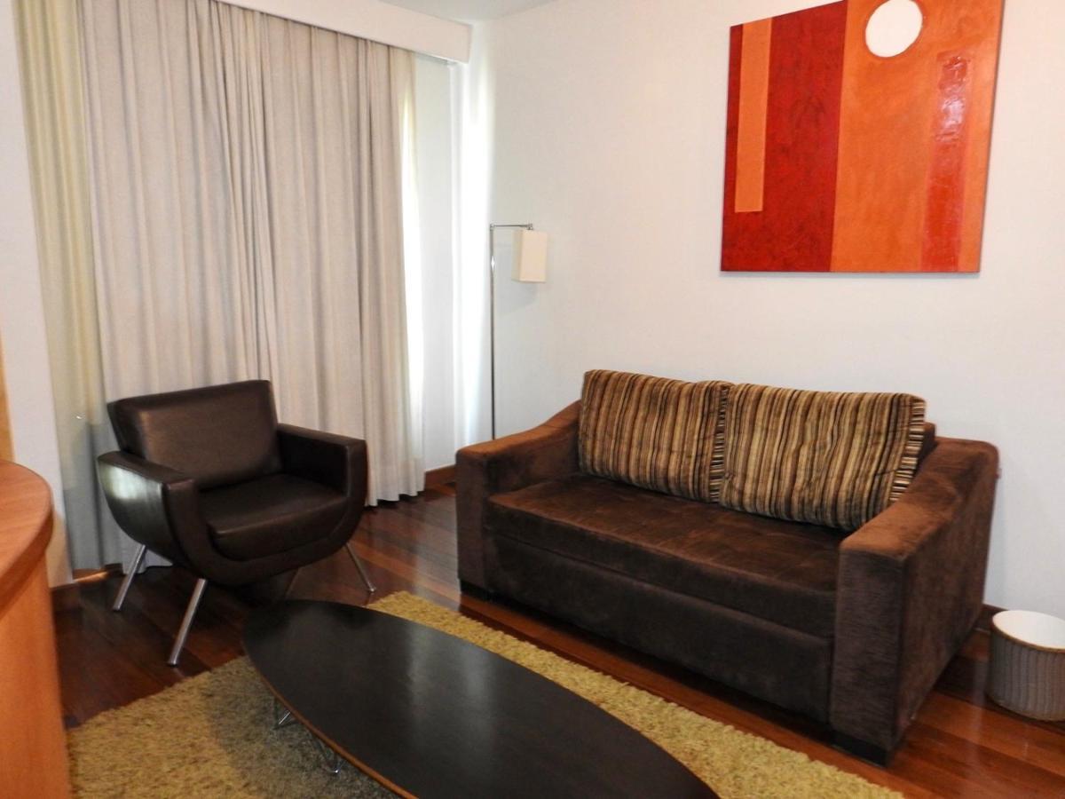 Constantino Hotel E Eventos Juiz de Fora Exteriör bild A living room