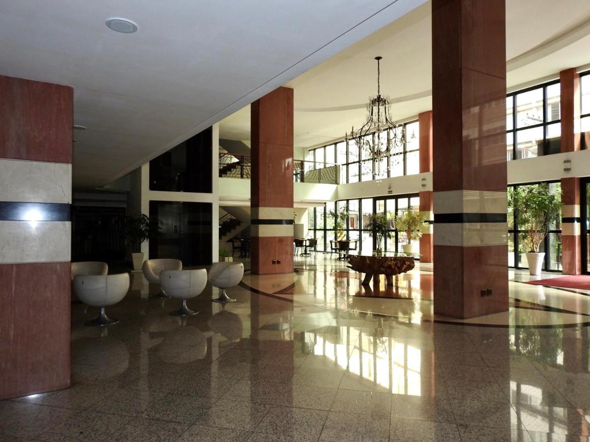 Constantino Hotel E Eventos Juiz de Fora Exteriör bild Lobby of the hotel