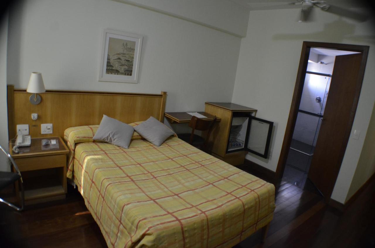 Constantino Hotel E Eventos Juiz de Fora Exteriör bild A room at the hotel