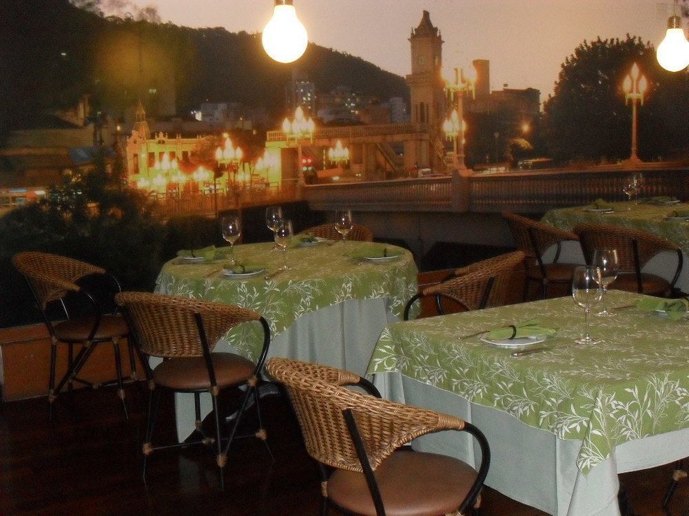 Constantino Hotel E Eventos Juiz de Fora Exteriör bild Restaurant in the hotel