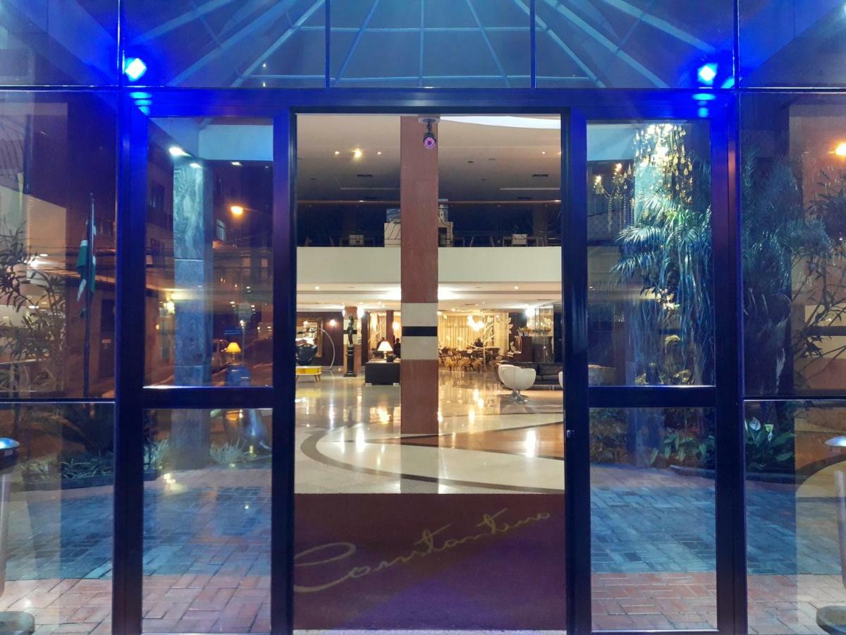 Constantino Hotel E Eventos Juiz de Fora Exteriör bild Entrance to the lobby